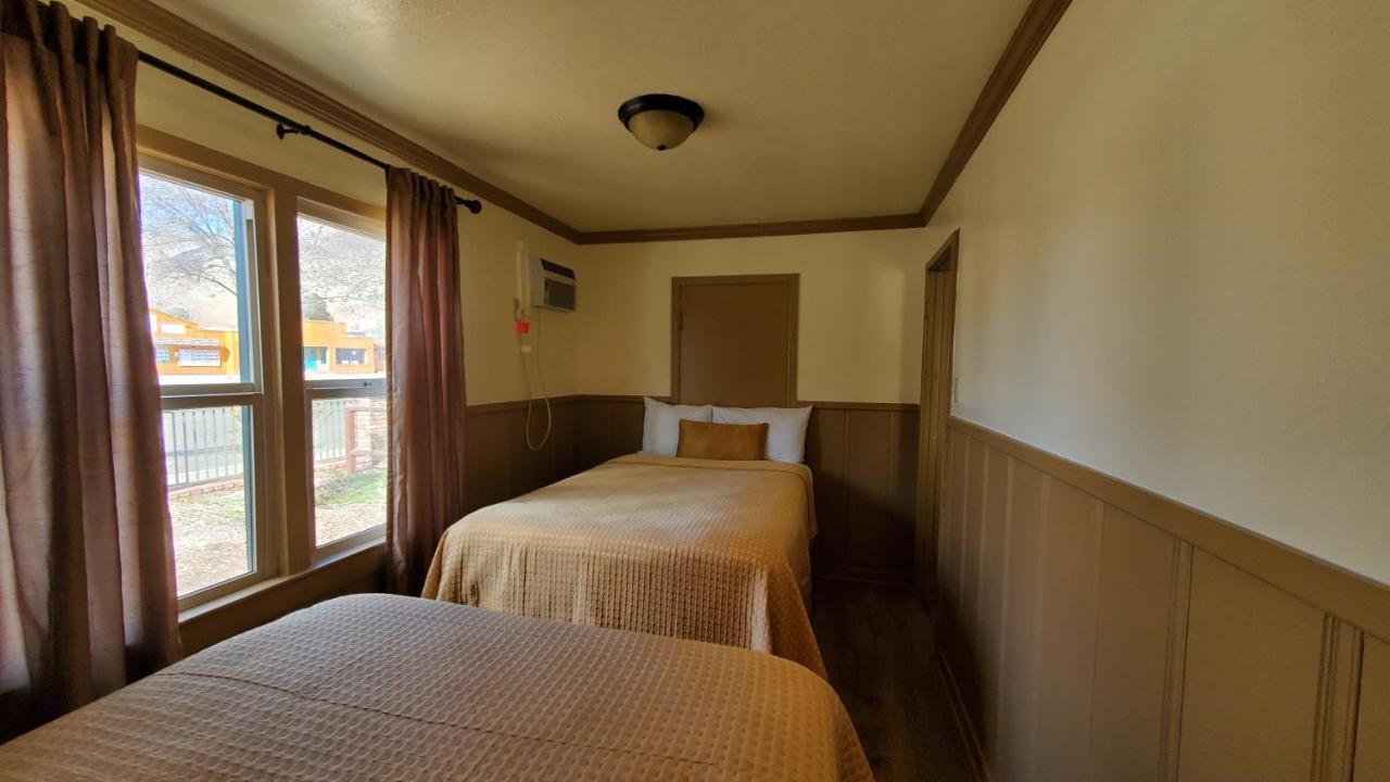 Kernville Inn Экстерьер фото